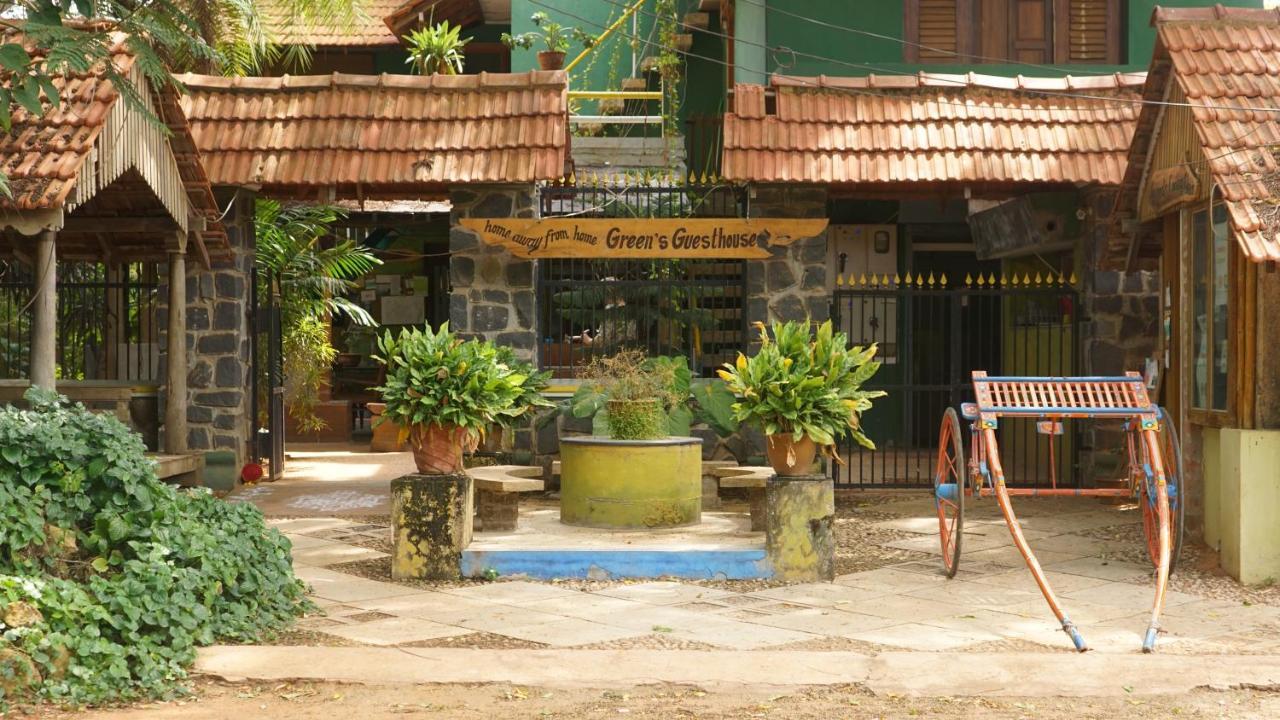 Green'S Guest House Auroville Exteriér fotografie