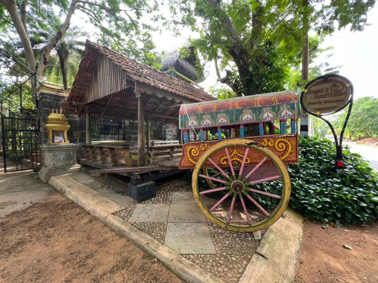 Green'S Guest House Auroville Exteriér fotografie