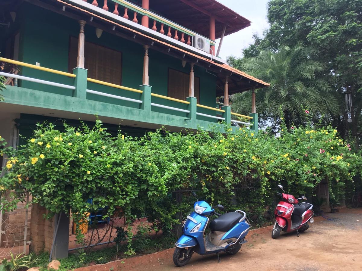 Green'S Guest House Auroville Exteriér fotografie